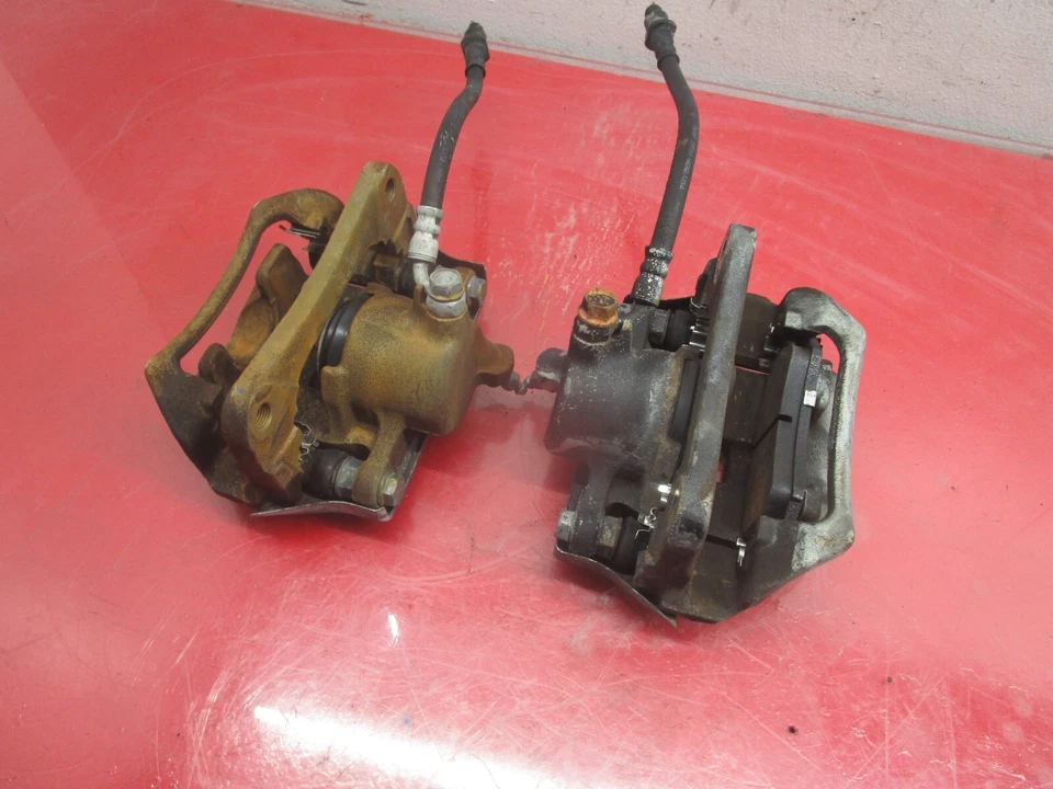 98-02 LEXUS LX470 AWD 后方左右制动计算器套装 原始设备制造商 — 第 3/4 张图片