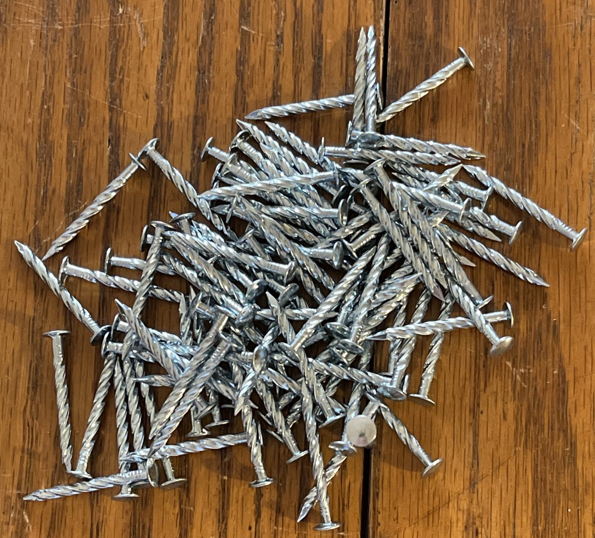 Carpet Bar Nails Screw Drive Aluminum Floor Trim 1/4” Head 13 Ga 