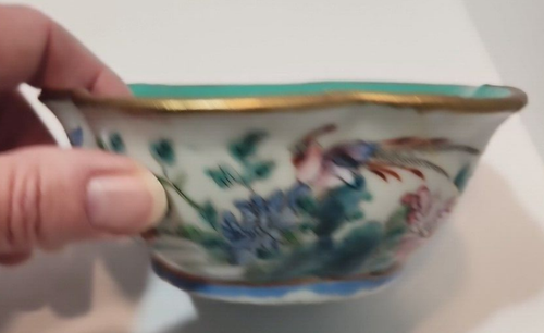 Antique Chinese Tongzhi Bowls Famillie Rose Green Interior Set of 2 Handpainted - Picture 10 of 24