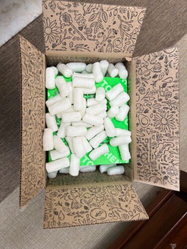 Lush Kitchen MARCH 2025 kitchen box Shower Gel, Bath Bomb, Soap Bar, Scrub NEW - Picture 4 of 6