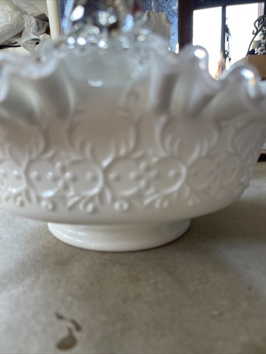 Vintage Fenton Milk Glass Silver Crest Spanish Lace Candy Dish 10" Tall Footed - Picture 2 of 12