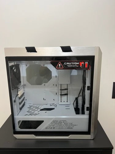 Asus ROG Strix Helios White – gebrauchtes Premium-Gehäuse im Top-Zustand