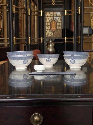 VTG Cameo Durable China Blue White Dragon Soup/Rice Bowls (Set of 5) 7oz. EUC