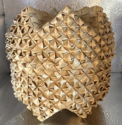 Hawaiian Hand Woven Natural LAUHALA 6point Star Basket-Vintage 6'' Diameter