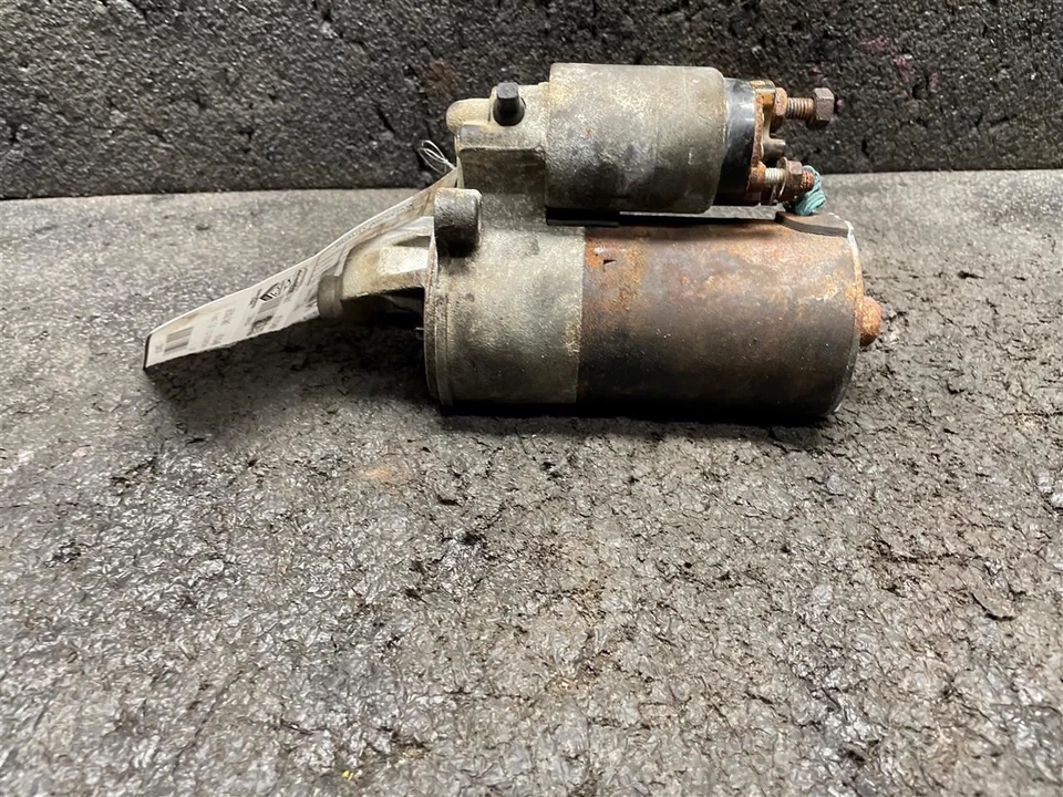 Motor de arranque Thru 13/03/05 compatível com 96-05 CROWN VICTORIA 2046622 - Imagem 2 de 4