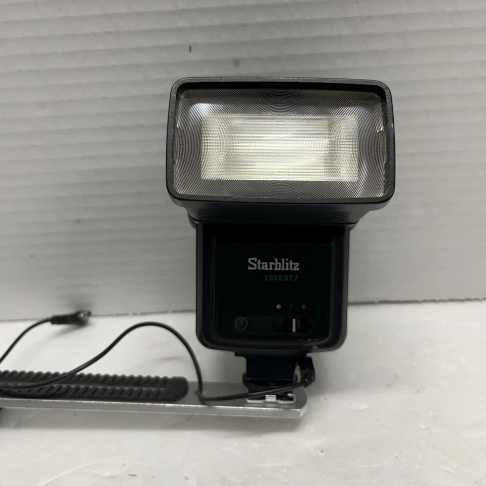 Unidad flash de fotografía electrónica japonesa Starblitz 2000 BTZ Foto 2 de 4