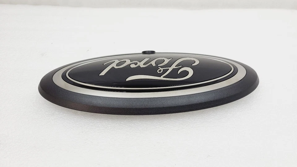 22 23 Ford F150 Front Grille Black Emblem Smoked Chrome Camera Cutout NL3Z8213D Foto 4 de 4