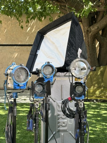 5 Light Arri Kit - Picture 2 of 19
