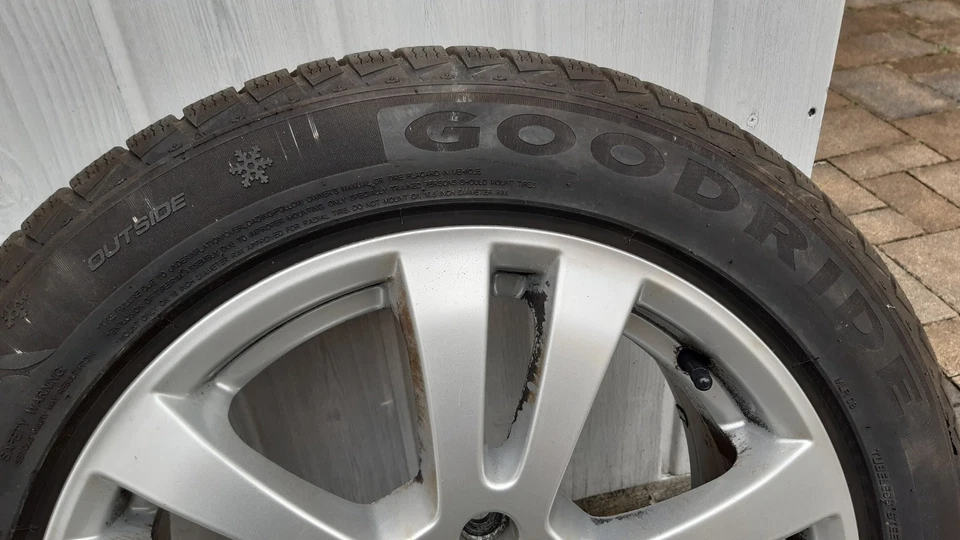 auto winter reifen GOODRIDE 205/55 R16 91V für Mercedes- Benz C-Klasse - Bild 2 von 3
