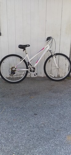 Nishiki Pueblo Womens Bicycle, Good 