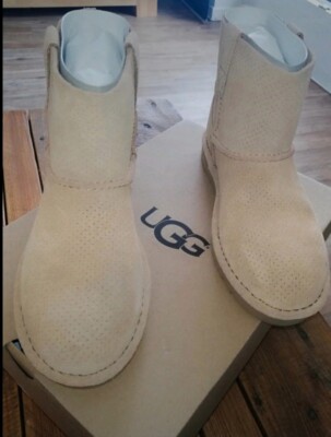 Ugg Boots classic mini OVP