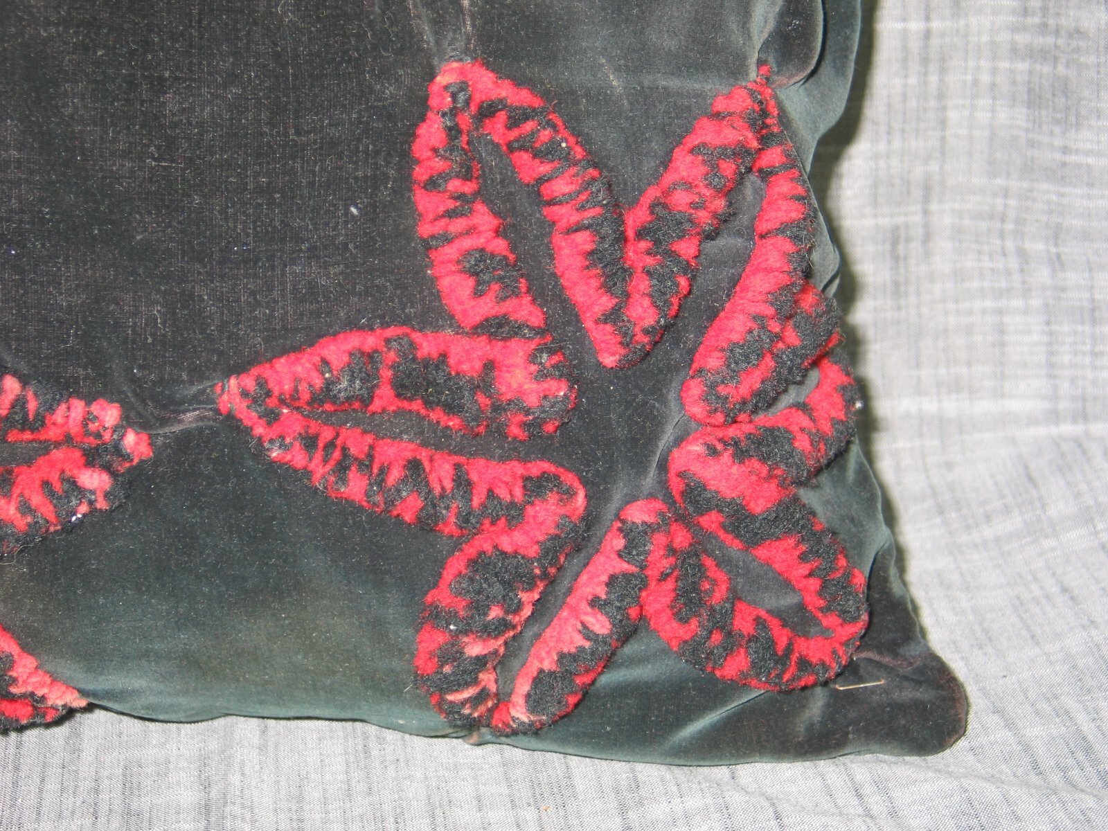 Antique STUMPWORK PillowVictorian PillowHand Embroidery VelvetBudoir