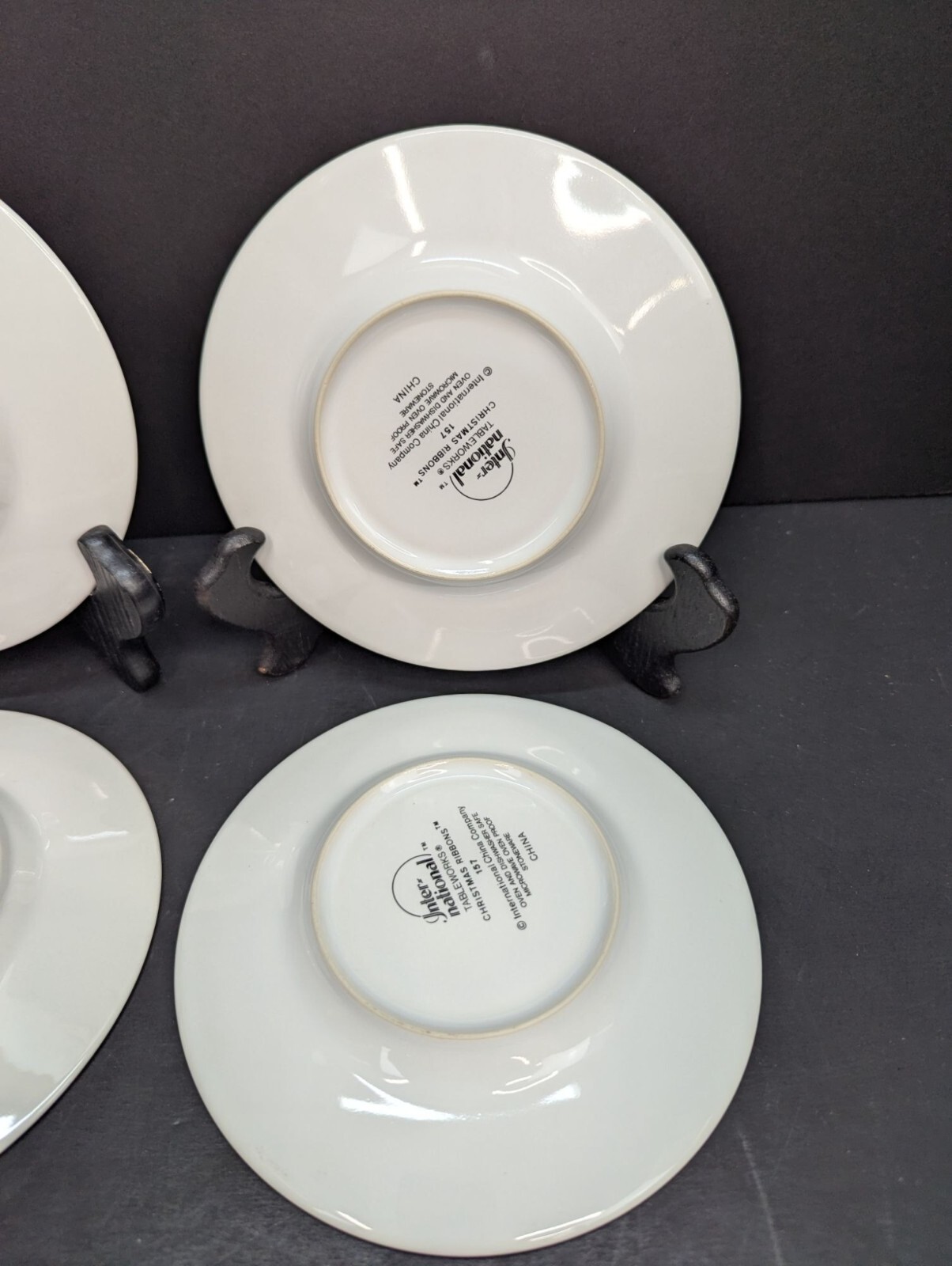 International Tableworks Christmas Ribbons 157 Saucers for Flat Cups Set of 4