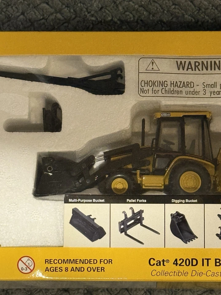 Литой экскаватор-погрузчик Norscot 1:50 55061 CAT 420D IT. 2001 - Изображение 3 из 4