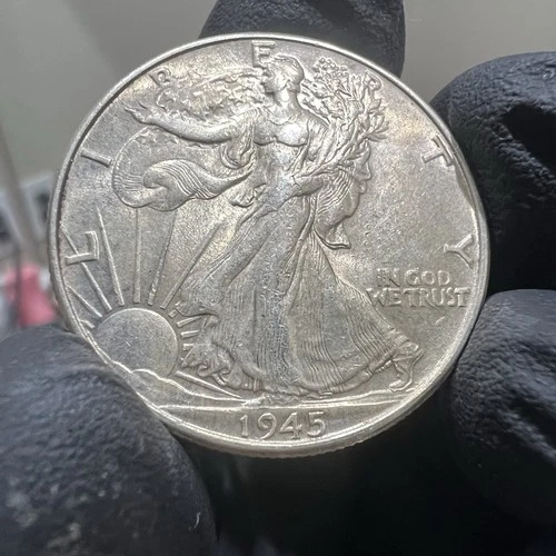 1945 Walking Liberty Half Dollar Very Nice Coin Uncirculated silver