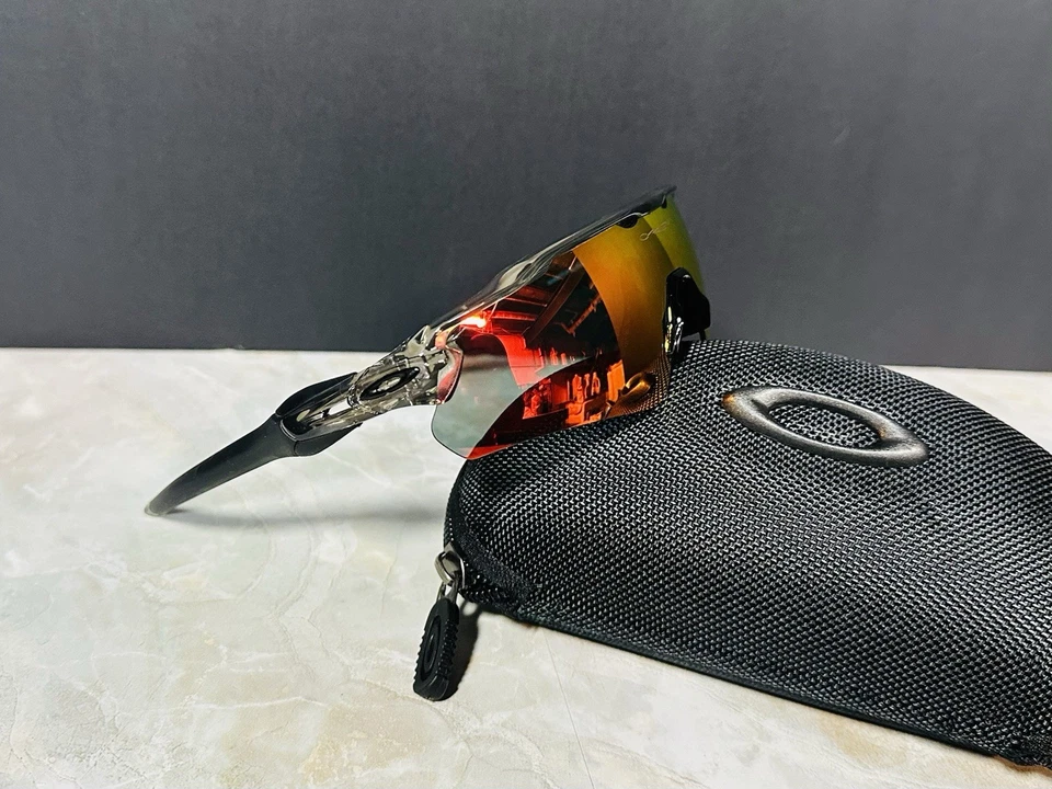 Oakley Radar Ev Path 9275 Grey Ink/Red Prizm Sunglasses Including Case - Image 3 of 4