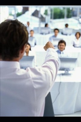 Unternehmen sozial gestalten: Ein Leitfaden zur Einf?hrung der sozialen Dimensio