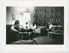 JEFF BECK naping Peter Grant of Led Zeppelin 1968 BARON WOLMAN photo # 68479-25A JEFF BECK naping Peter Grant of Led Zeppelin 1968 BARON WOLMAN photo # 68479-25A