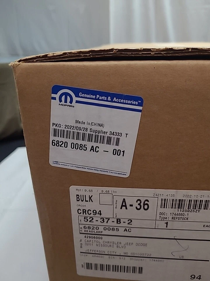 Faro de estacionamiento y giro MOPAR 68200085AC, se adapta a la izquierda - Dodge Journey 2013-2020 Foto 4 de 4