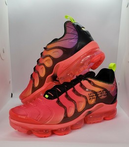 vapormax plus size 14