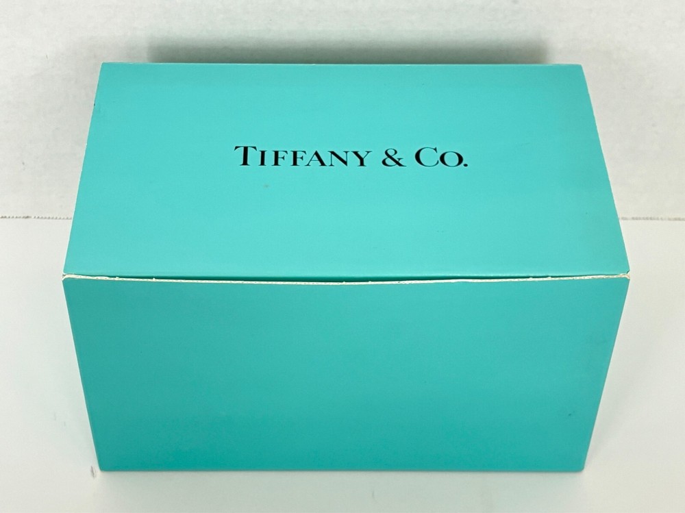 Tiffany Gift Box w/ Flap Lid 10x6x6 – Clean! – Includes 2 Bubble Wrap Sizes