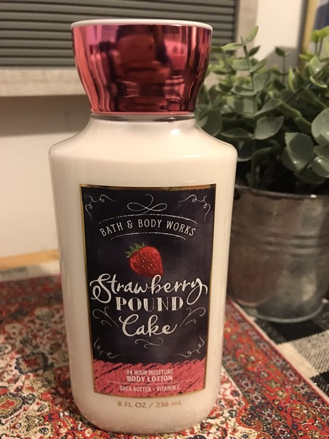 Strawberry Pound Cake Body Cream