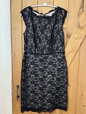 Ann Taylor LOFT Scalloped Black Lace Fully Lined Straight Dress Size 6