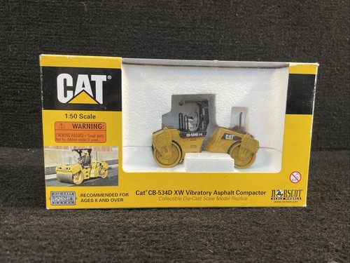 Norscot CAT Caterpillar CB534D XW Ashphalt Compactor 1:50 DieCast Model 55132