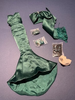 FASHION ROYALTY STILETTOS OUT CONVENTION MONEGASQUE SOCIETY EUGENIA 12'' OUTFIT