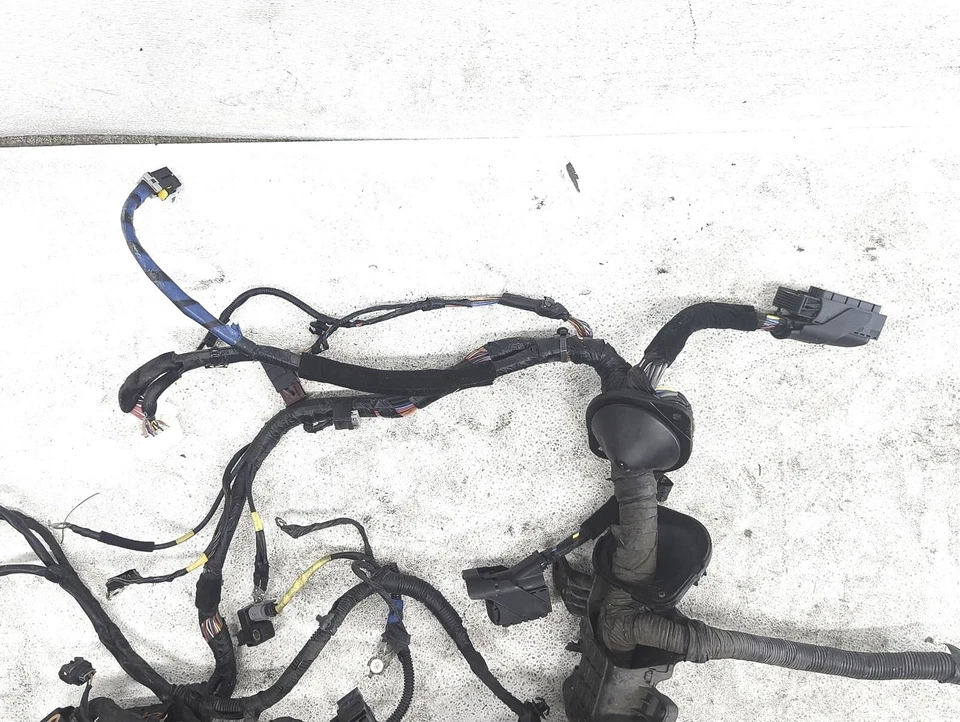 Arnés de cableado para sala de motores Hyundai Veloster 2015-2017 1,6 L tracción delantera 91236-2V039 *A/T Foto 3 de 4