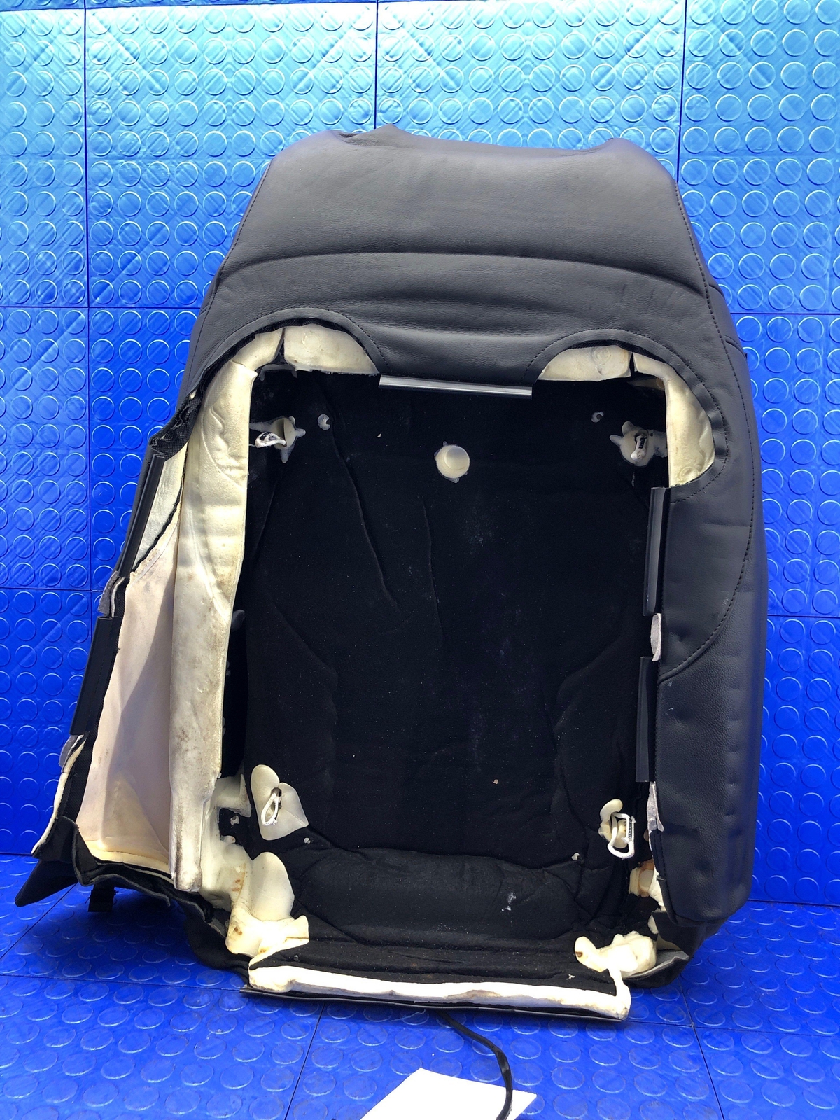 2017-2022 MASERATI LEVANTE FRONT RIGHT UPPER SEAT CUSHION BACKREST BLACK LEATHER