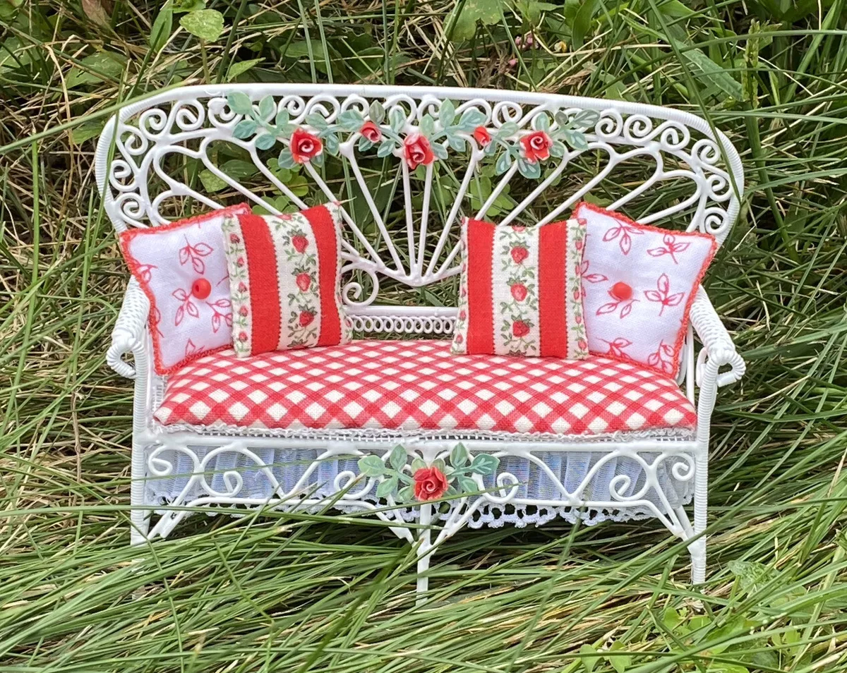 Dollhouse porch furniture deals