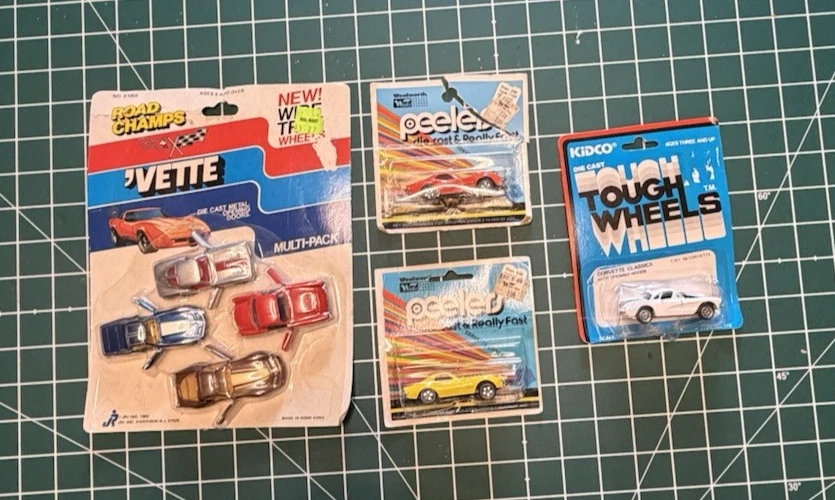 VTG CHEVY CORVETTE DIE CAST CAR LOT Road Champs Kidco Tough Wheel Peelers 80's
Opens in a new window