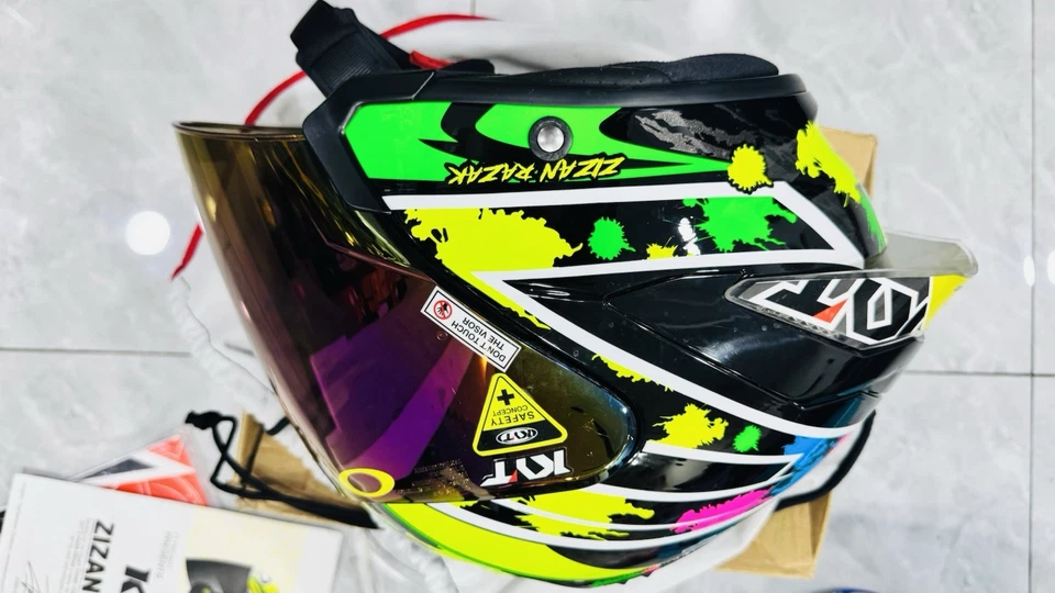 Kyt Helmet - Image 3 of 4