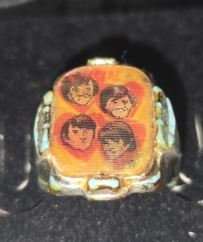 Vintage 1967 Official Monkees Ring Club Member Plastic Flicker Toy Ring