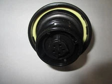 1 New Carquest Fuel Cap 10837
