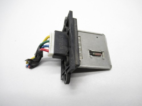 2014-2016 Subaru Forester Heat Sensor T1013684C OEM - Picture 5 of 9
