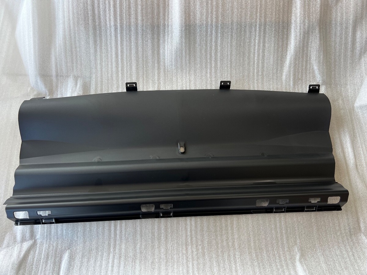 PORSCHE MACAN 95B FRONT SLAM PANEL RADIATOR AIR GUIDE COVER TRIM