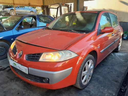 8200073451 Tapa Exterior Combustible para RENAULT MEGANE II BERLINA 5P 8704592 - Imagen 4 de 9