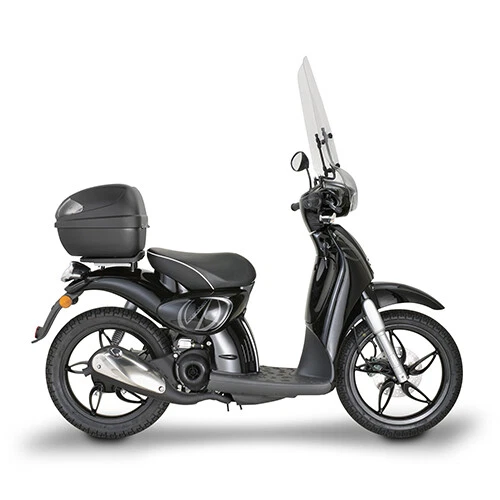 6704A GIVI Parabrezza trasparente 56 x 66 per Aprilia Scarabeo 50 2014 - 2020 - Immagine 2 di 2