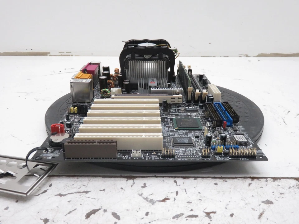 AOpen AX4GE-N Socket 478 Motherboard w/ Intel Pentium 4 2.4GHz 1GB Ram - Image 2 of 4