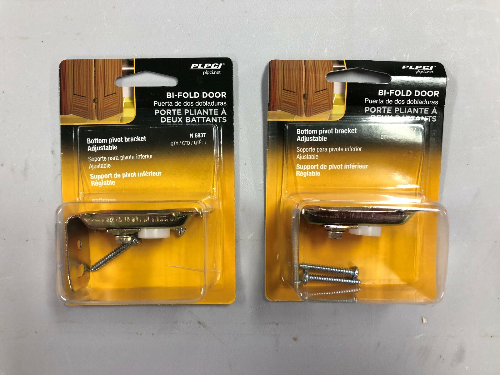 N 6837 PrimeLine BiFold Closet Door Bottom Pivot Bracket N6837 NEW eBay