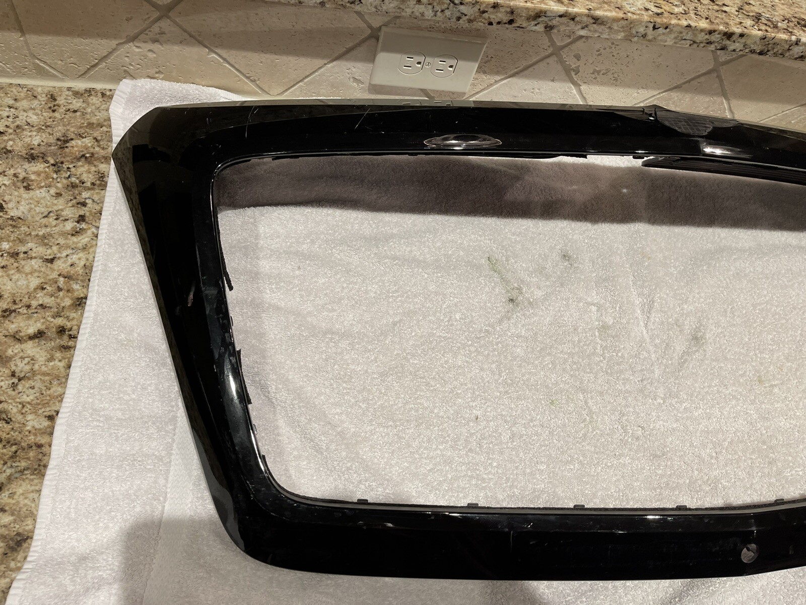 Bentley Bentayga Center Grill Front Radiator OEM - Very Nice!!!