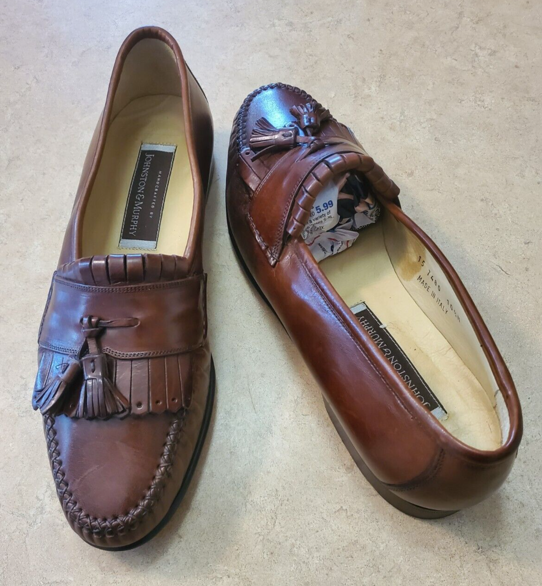 Johnston & Murphy Men display picture 1