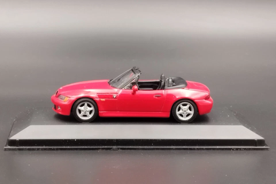 1:43 BMW Z3 2.8 Cabriolet Red Minichamps - Immagine 3 di 4