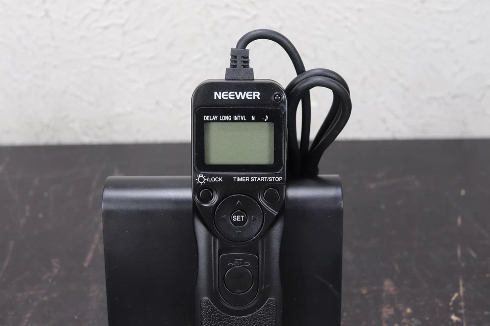 New Neewer Digital Timer Remote (EZA-C3) for Canon DSLRs - Image 3 of 4