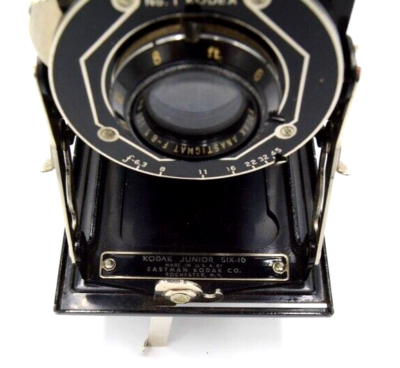 Appareil photo ancien Kodak B11 à soufflet noir | Selency