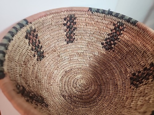 Vintage Hausa tribe Handmade Basket #2 - Picture 6 of 9