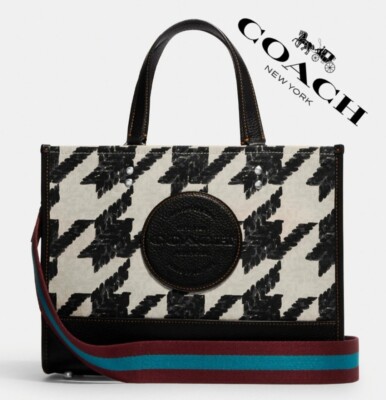  Coach CJ622 Dempsey Carryall With Houndstooth Print And Patch Cream/Black