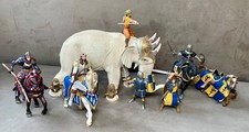 Schleich mächtiger Kampfelefant + Ritter Pferde Knights König  Sammlung